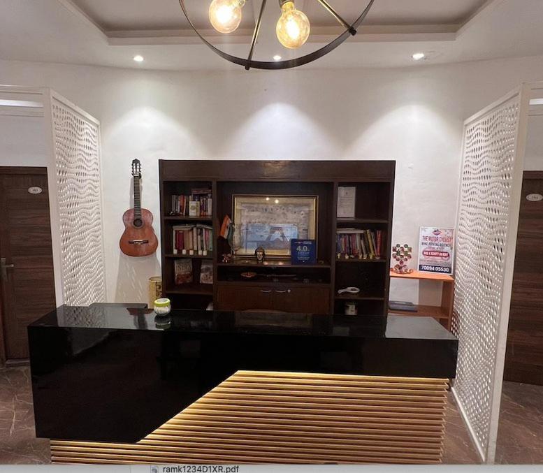 שימלה The Hill Crest Inn מראה חיצוני תמונה