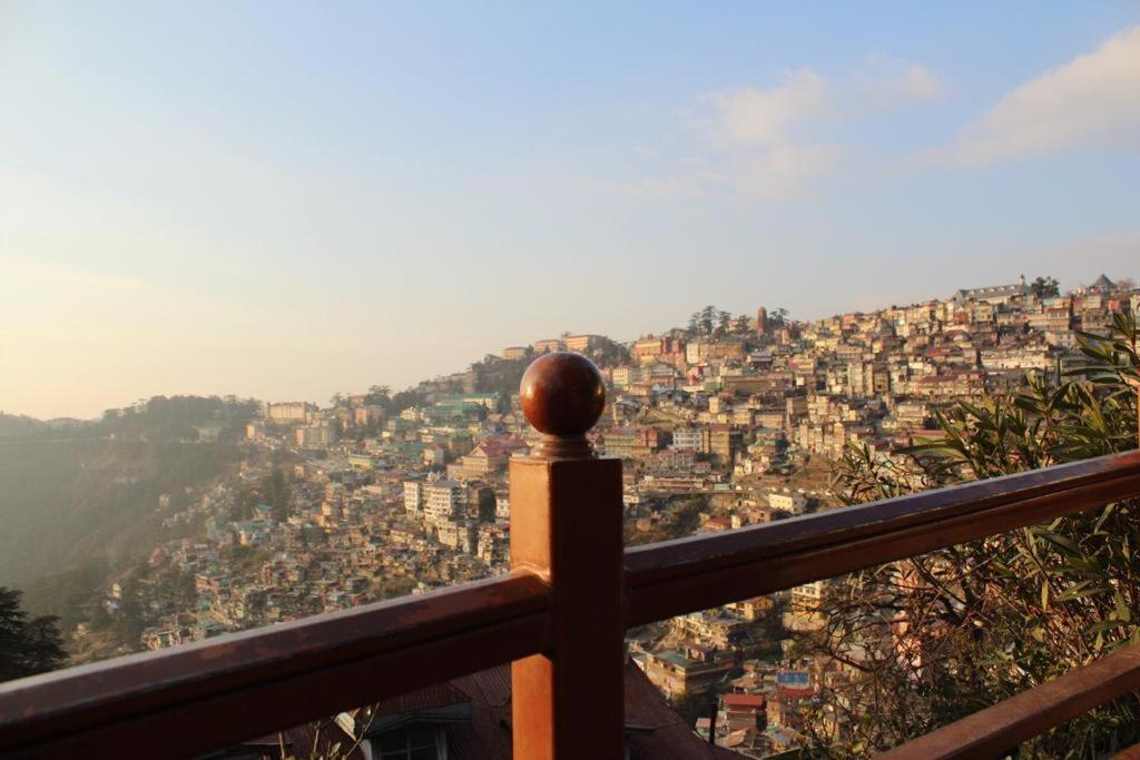 שימלה The Hill Crest Inn מראה חיצוני תמונה