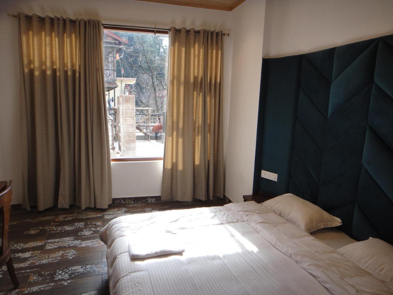 שימלה The Hill Crest Inn מראה חיצוני תמונה
